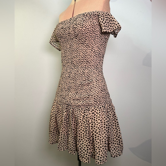 blanc clothing Dresses & Skirts - Blanc clothing Leopard Print off the shoulder Mini Dress size Small